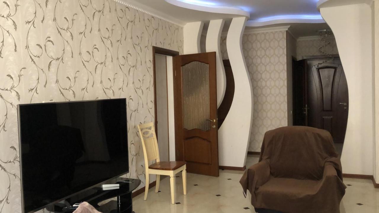 Hotel Palermo Koboeleti Buitenkant foto