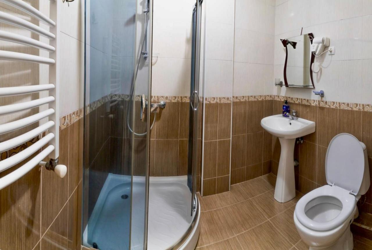 Hotel Palermo Koboeleti Buitenkant foto